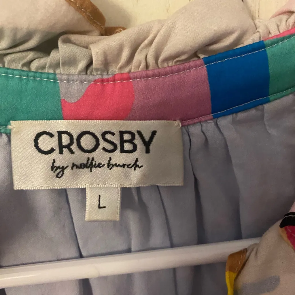 Wow! One of the original amazing Crosby prints on this maxi dress with pockets! - Image 3