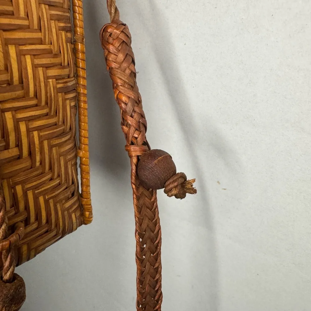 Brown Woven Crossbody Bag - Image 8