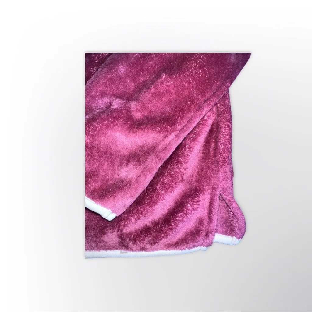 🪩4/$20!! Wallflower Half - Image 6