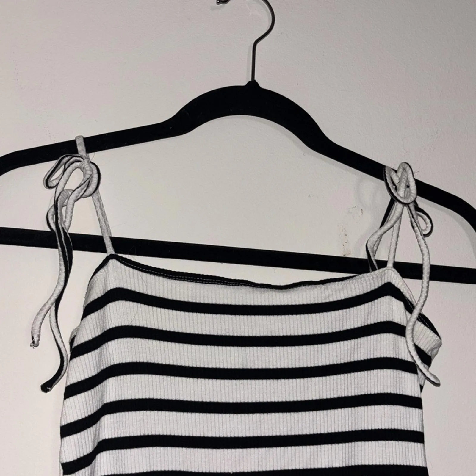 ✅Forever 21 Black and White Striped A Line Stretch Skater Dress Tie Straps - Image 2