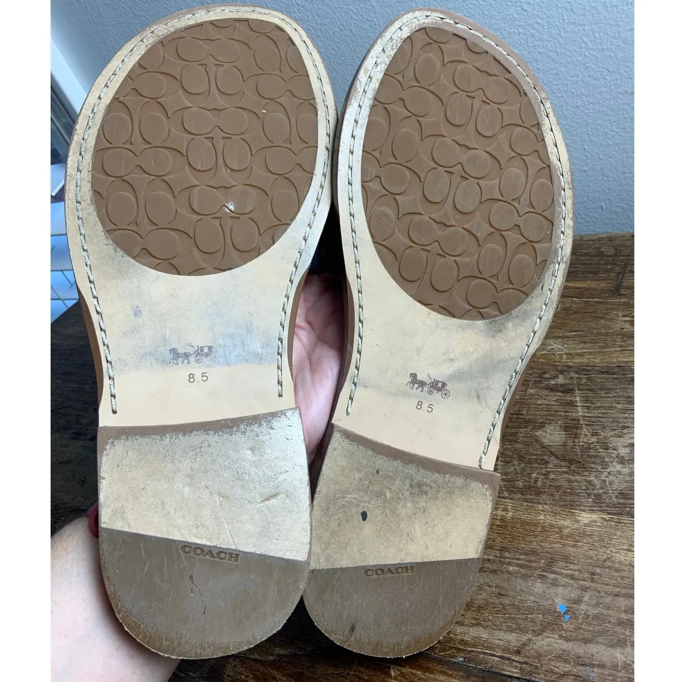 Coach Ina Logo Emblem Slide Sandals size 8.5 - Image 4