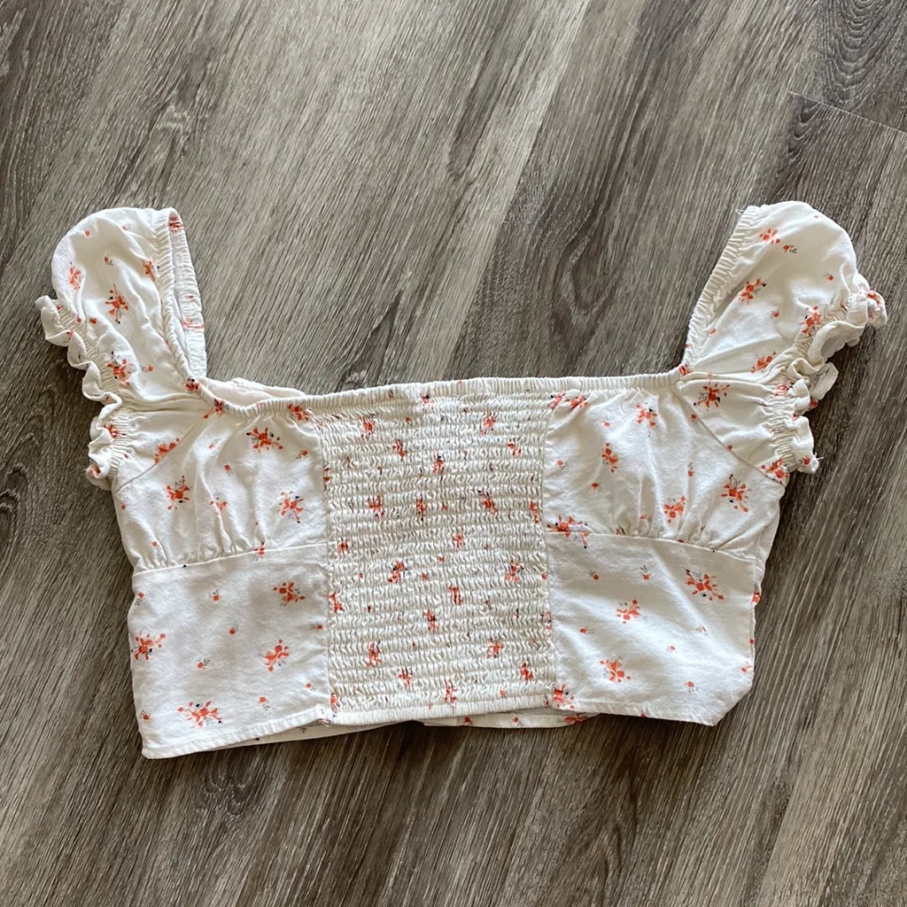 Cotton On linen blend isla prairie milkmaid crop top floral ivory ecru medium - Image 7