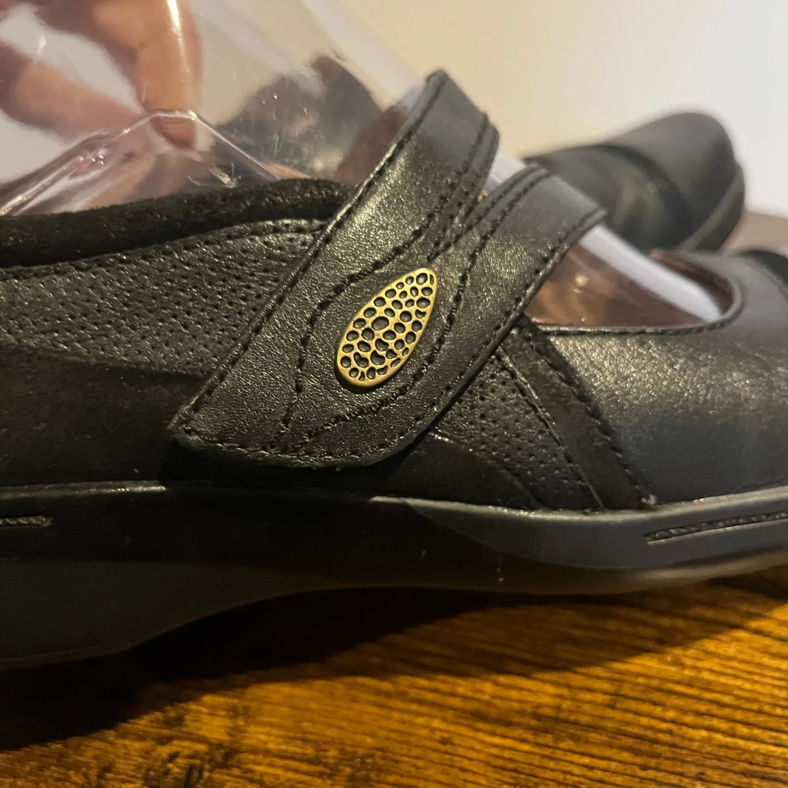 Clarks Shoes Black Leather Flats Evianna Crown Mary Jane Comfort Womens 9 - Image 5