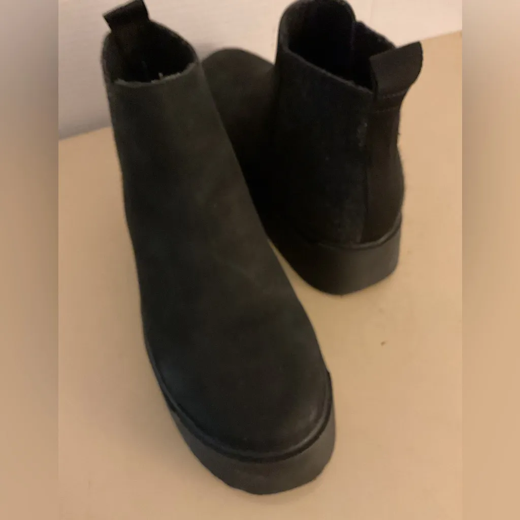 Eileen Fisher women black leather platform Chelsea boots size 7 - Image 2