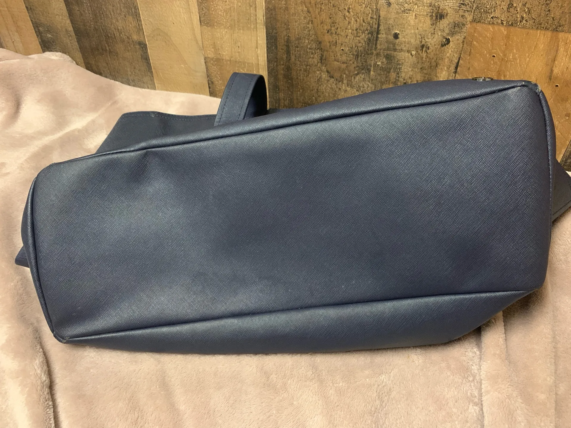 Lululemon Large Bag - Image 15