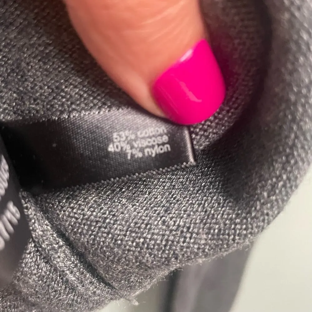 The Limited Gray Love Sweater Size Small Basic Casual Minimalistic - Image 3