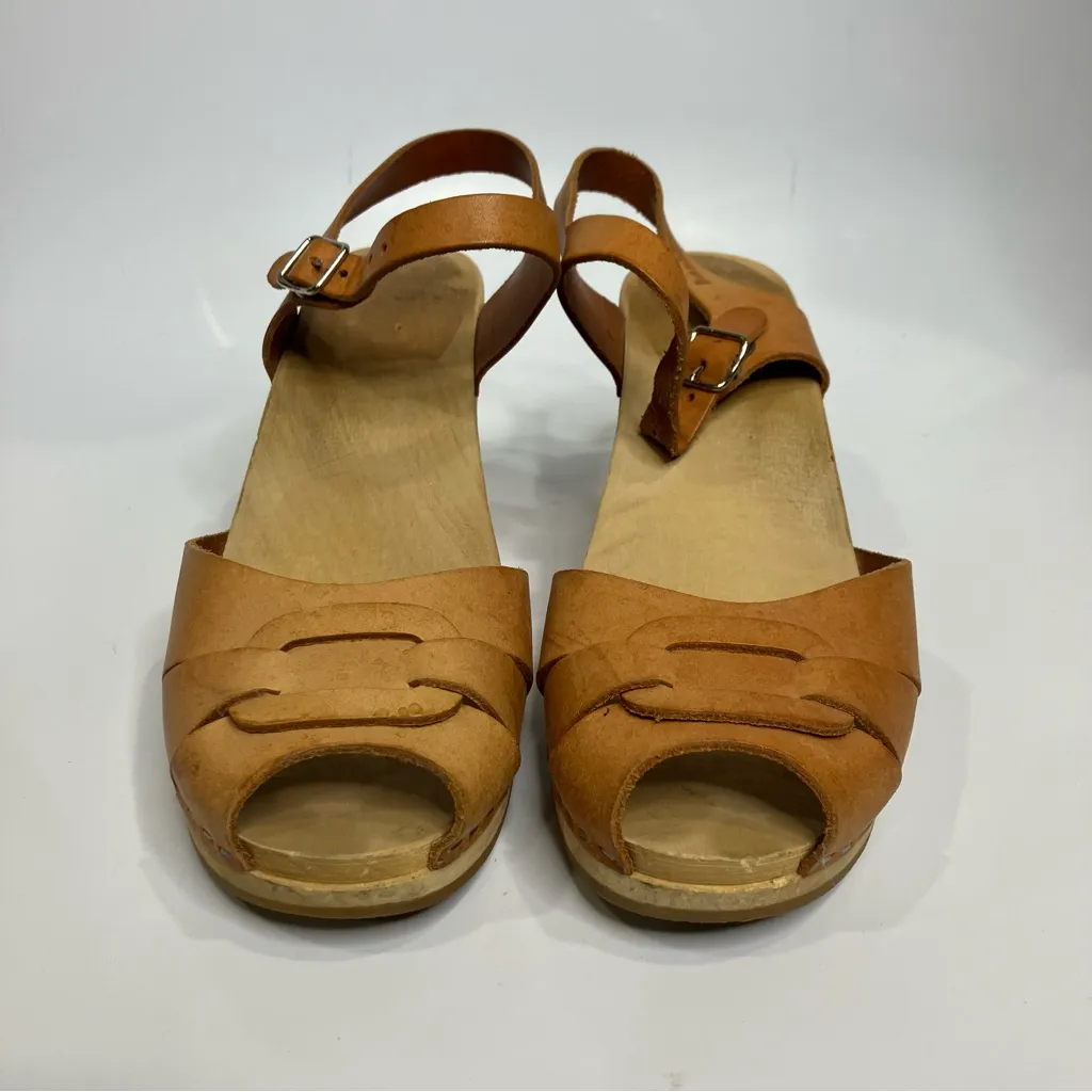 Swedish Hasbeens tan‎ leather open toe clog sandals women’s size 40 cottagecore Tan - Image 4