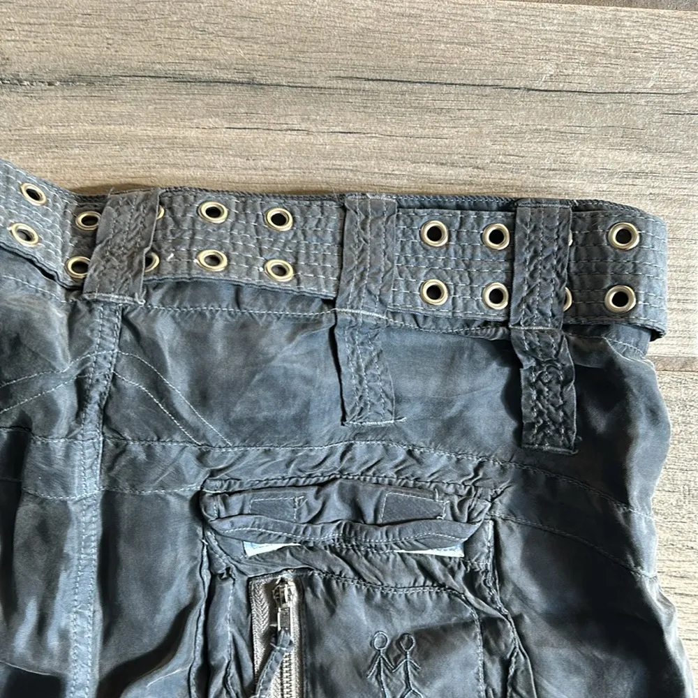 Johnny was light weight pants with belt - Image 9