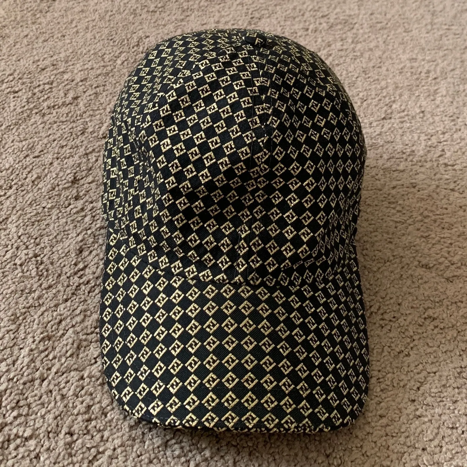 F1051 Fendi gold and black monogram unisex baseball hat - Image 2