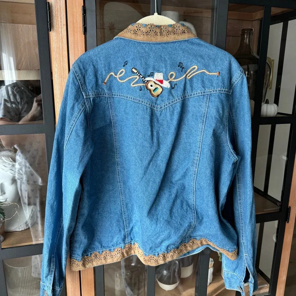 Vintage Embroidered Western denim jacket Cotton Button Down Shirt cowboy boots Blue Size M - Image 8