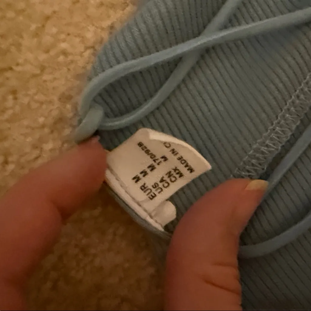 SHEIN Blue Crop Top - Image 3