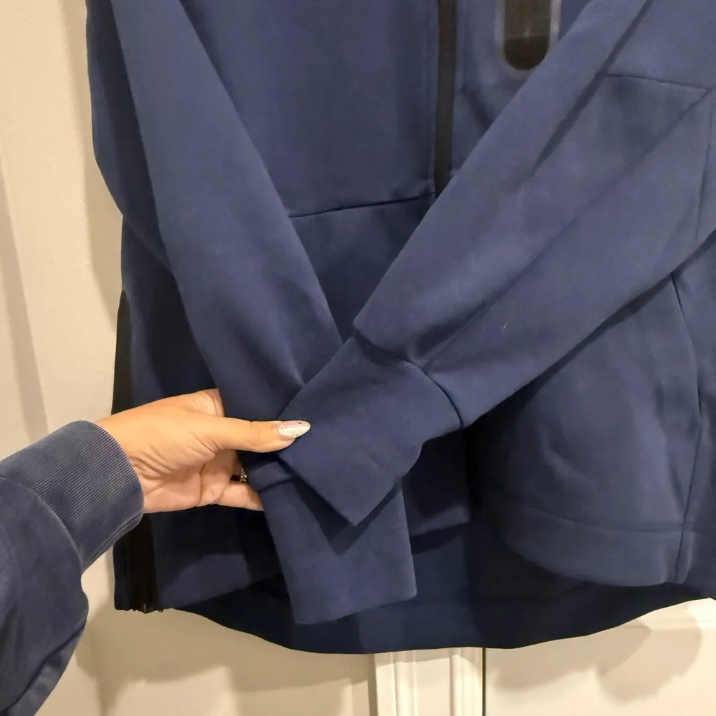 Nike Tech Fleece Zip Hoodie - Image 3