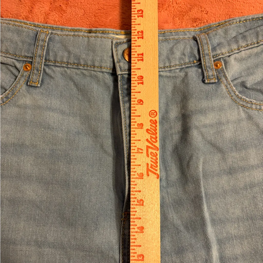 Universal Threads Universal Thread Medium Blue Distressed Boyfriend Jeans - Image 5