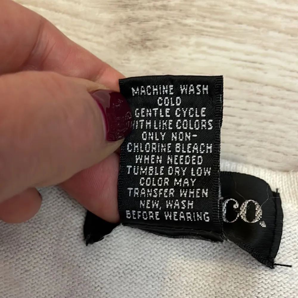 Black & White Floral w/ Lace Looking Print Sleeveless Tank Top Large - Image 7