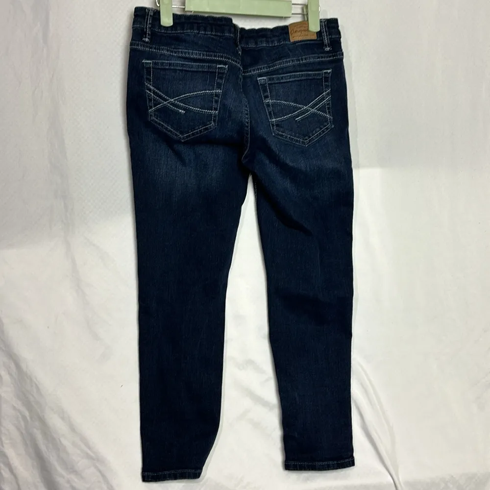 Women’s Aeropostale Lola cropped jagging 9/10 regular normal stretch dark wash - Image 2