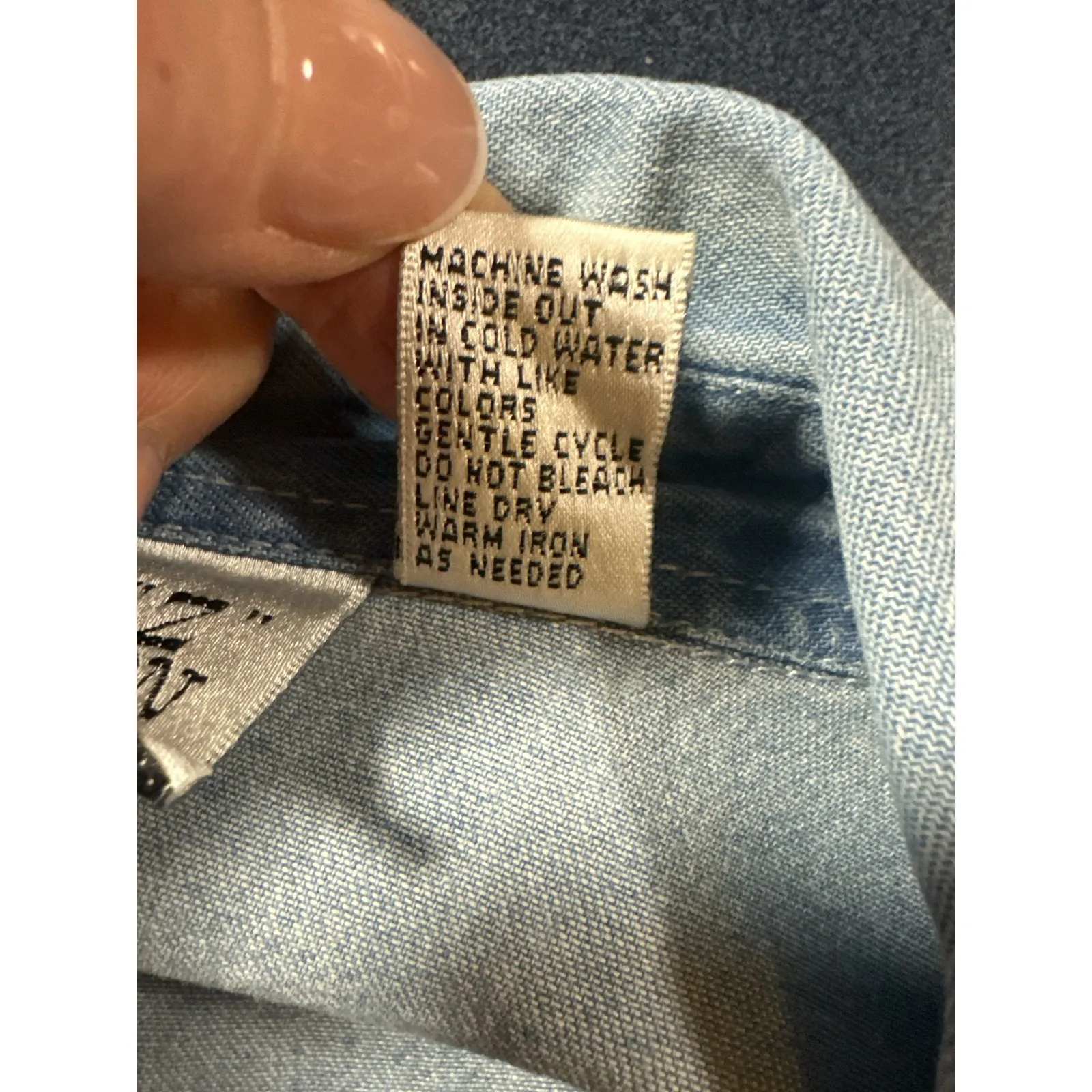 Vintage Y2K Club Z Chambray Denim Butterfly Embroidered Shirt 3X Blue - Image 7