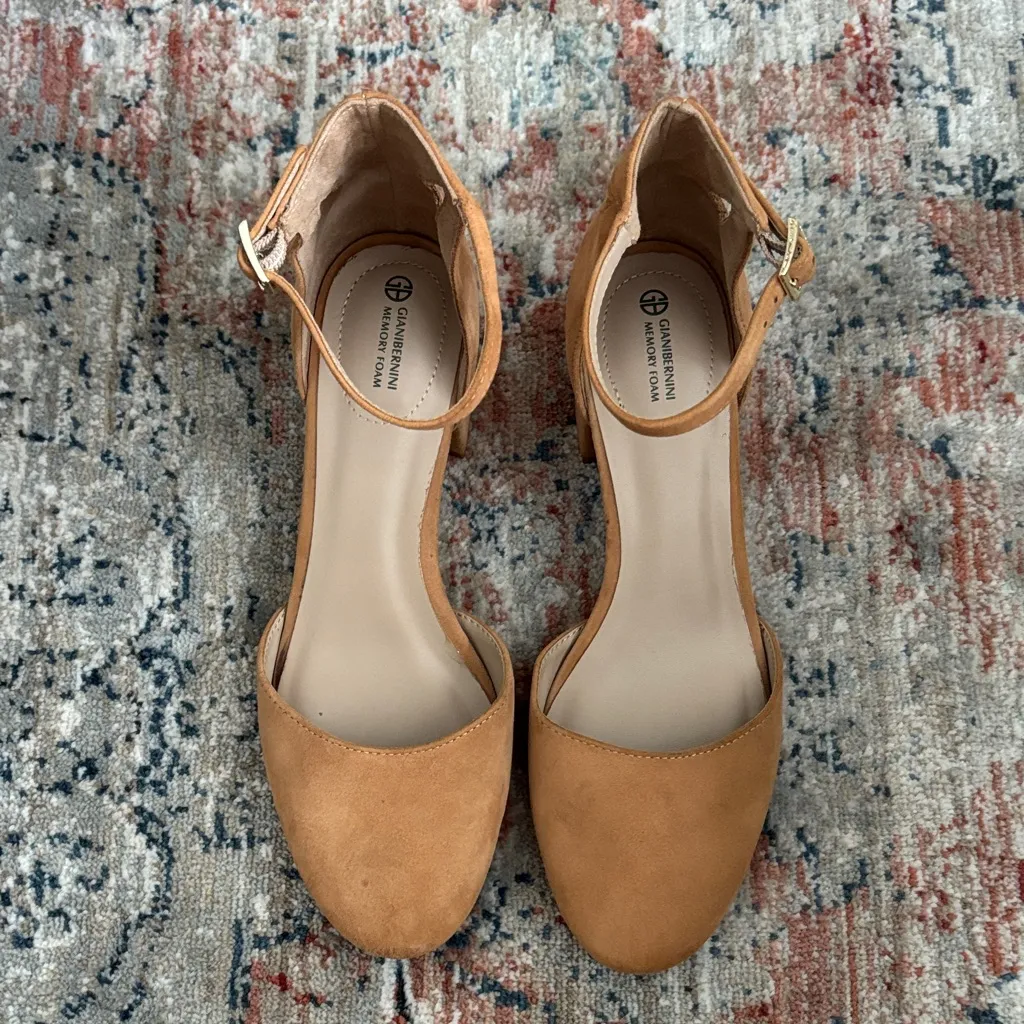 Giani Bernini Tan Ankle Strap Heels - Image 2
