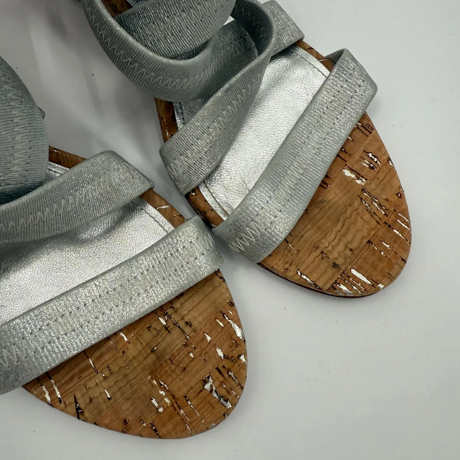 Donald J. Pliner Jemi SZ 8 Strappy Wedge Sandal Silver Metallic Cork Back Zipper - Image 8