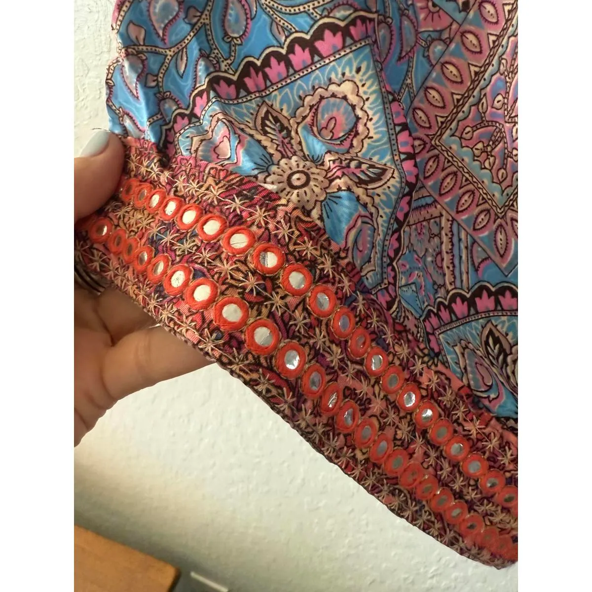 White Waves Women's Printed Kimono Robe with Belt Blue Size undefined - Image 5