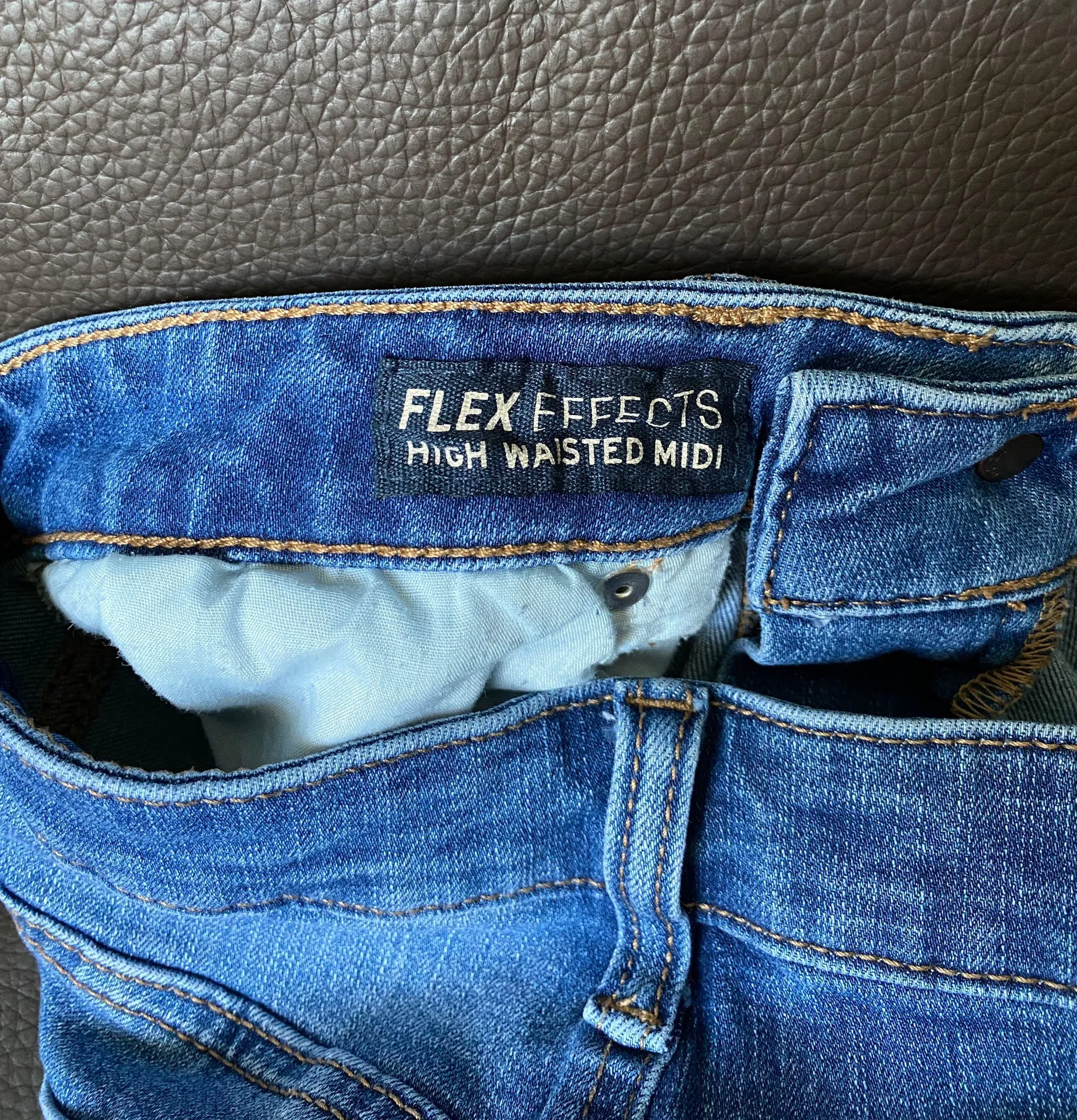 Denim Jean Shorts Size 2 - Image 4