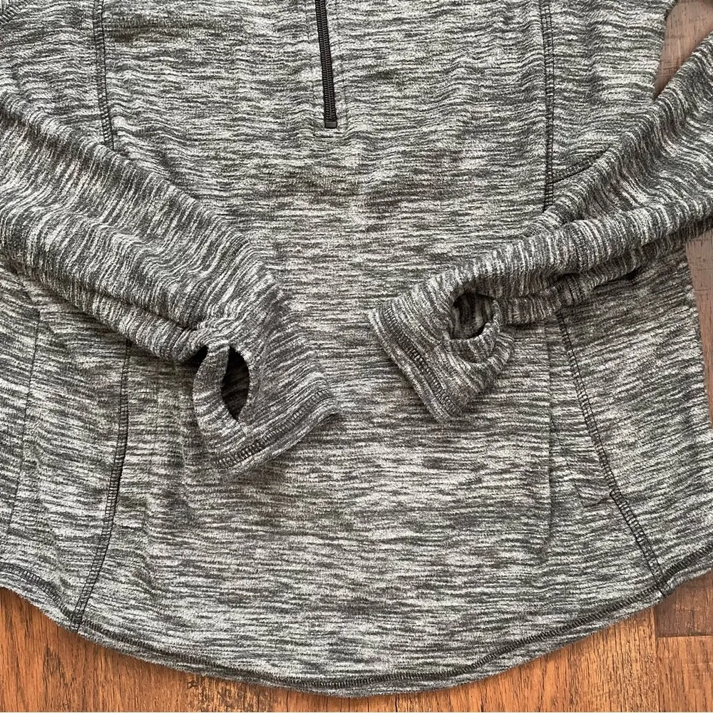 ST. JOHN’S BAY Active fleece pullover, size S - Image 9