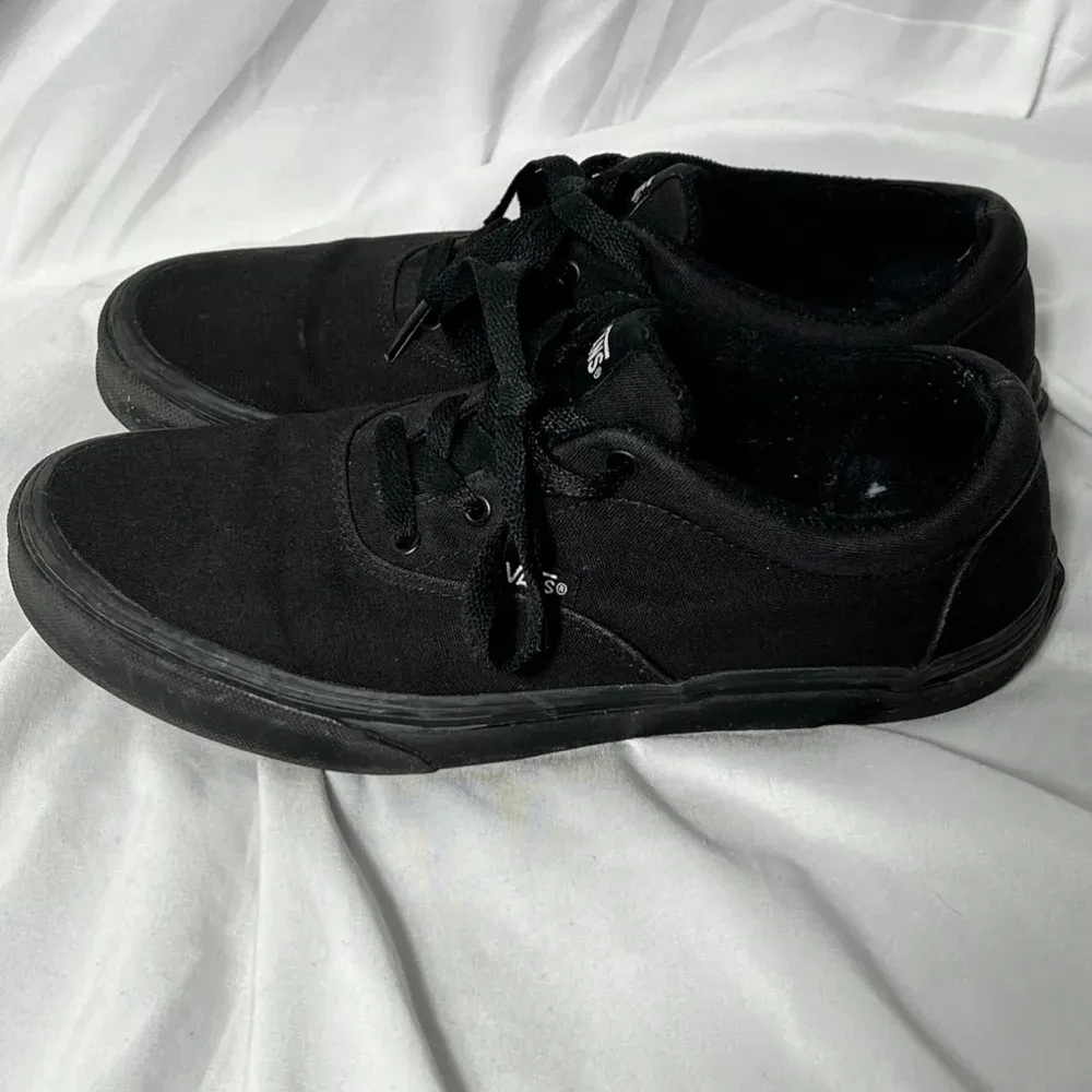 Vans  Doheny Sneaker- Black- Women’s size 7.5- men’s size 6‎ - Image 3