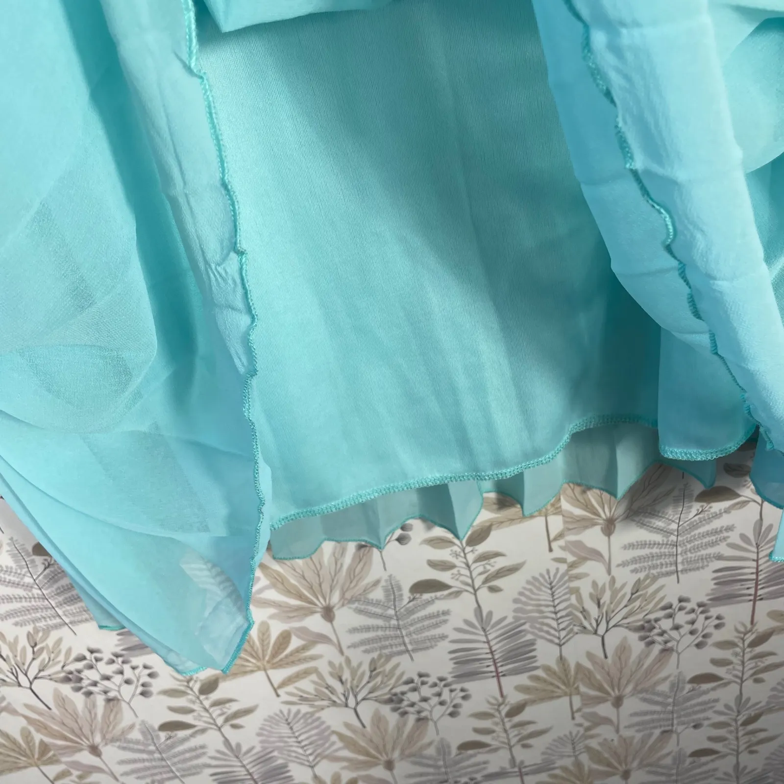 Vintage Cal Style USA Pleated Chiffon Skirt Aqua Blue‎ L Large Midi Made in USA Blue - Image 4