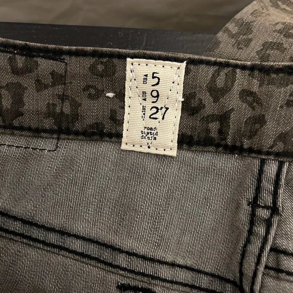 NWT Volcom Pistol Denim Leopard Legging Jeans Size 5‎ - Image 9