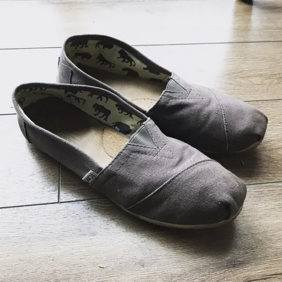 Toms  Classic Canvas Grey Size 6.5 Slip‎ On … - Image 3
