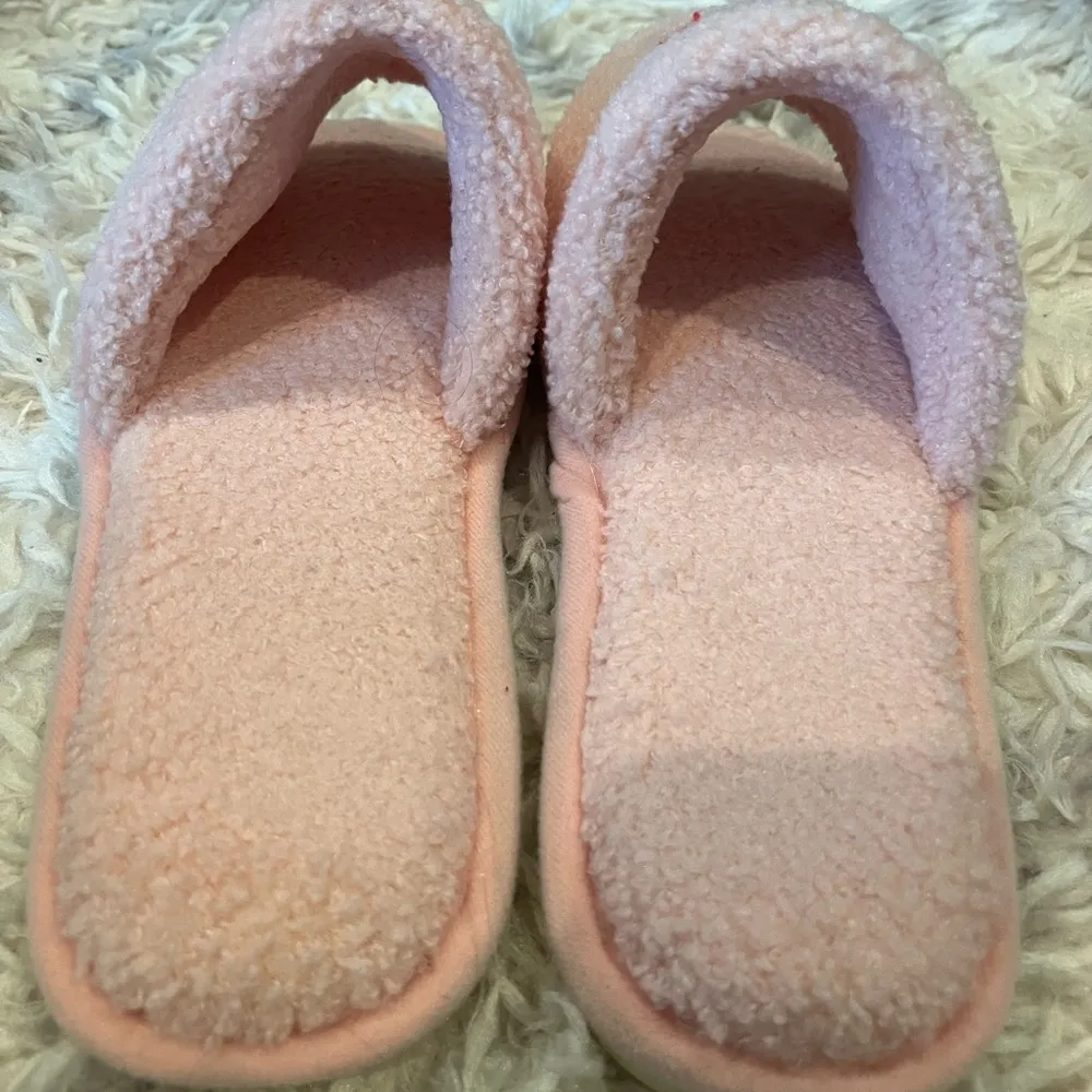 Pink Fuzzy Smiley Face Slippers Size 8.5 - Image 2