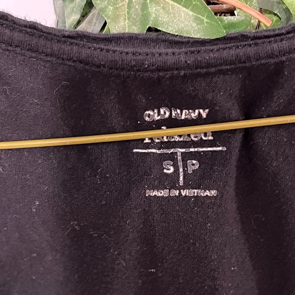 Women’s Old Navy Relaxed Small Black Tank Top - Image 2