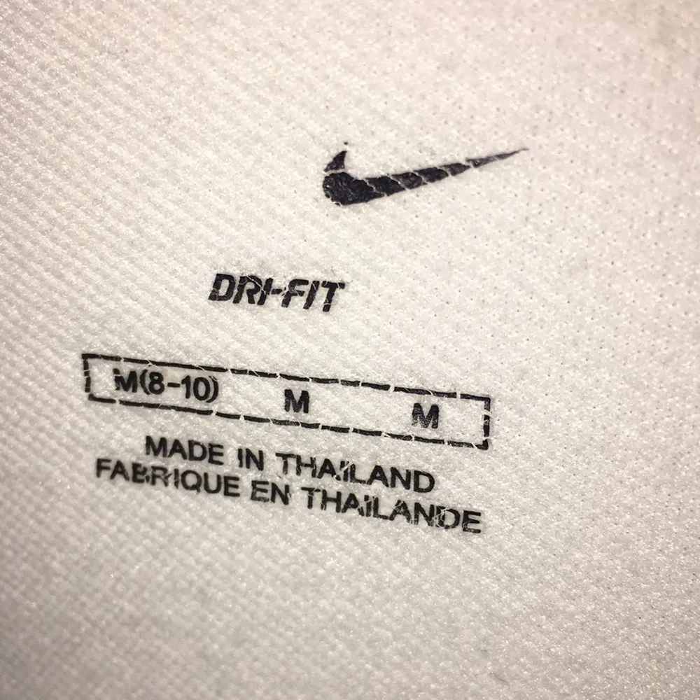 Nike compression shirt size medium​​​​ - Image 6