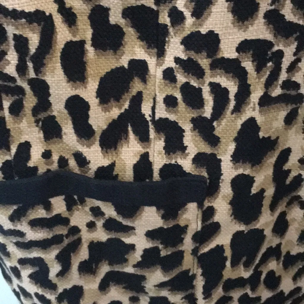 East 5th FINAL MARKDOWN Ladies  jacket xl - Image 6