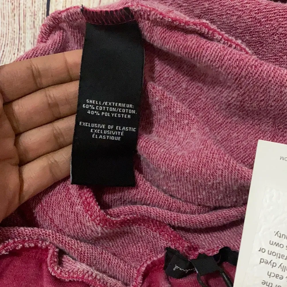 7 for All Mankind women’s joggers pants. Size L - Image 10