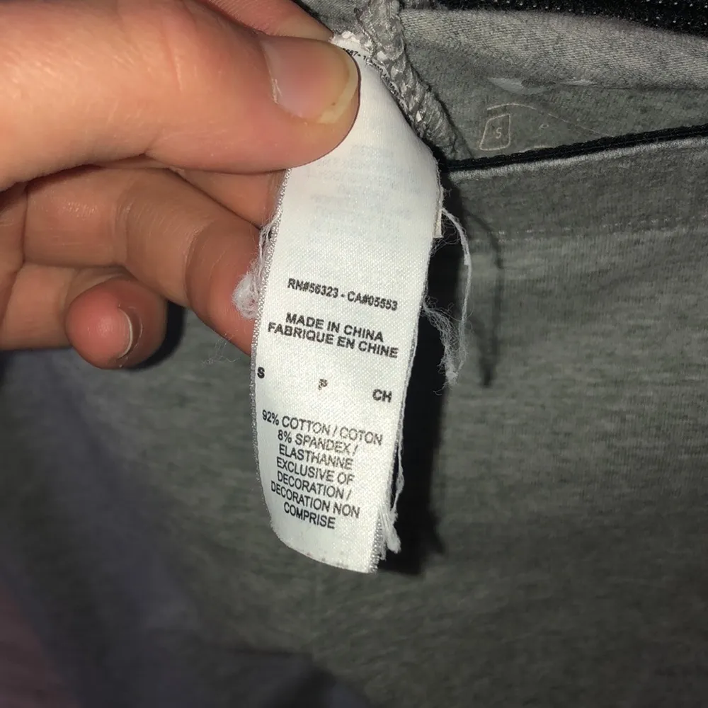 Nike leggings Nike tie dye symbol leggings Nike gray leggings size small Capri​​ - Image 5