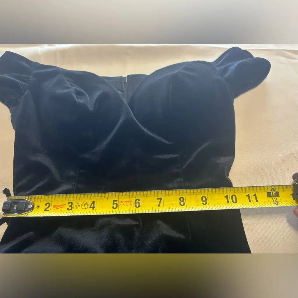 Windsor Black Velvet Off Shoulder Gown Maxi Dress Slit Sz 1/2‎ XS - Image 3