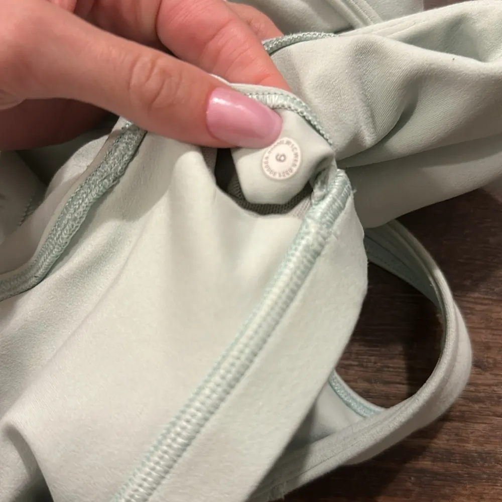 LULULEMON align tank - Image 3