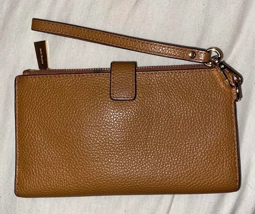 Michael Kors Wrislet - Image 2