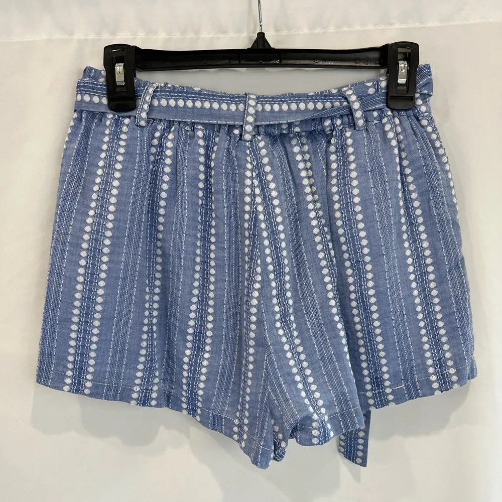 Forever 21 Blue‎ & White Embroidered Polka Dot Belted Pull On Shorts - Image 2