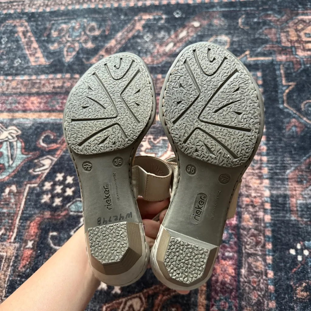 Rieker block heel slip on heels ankle stretch moonstone Size 6 - Image 9