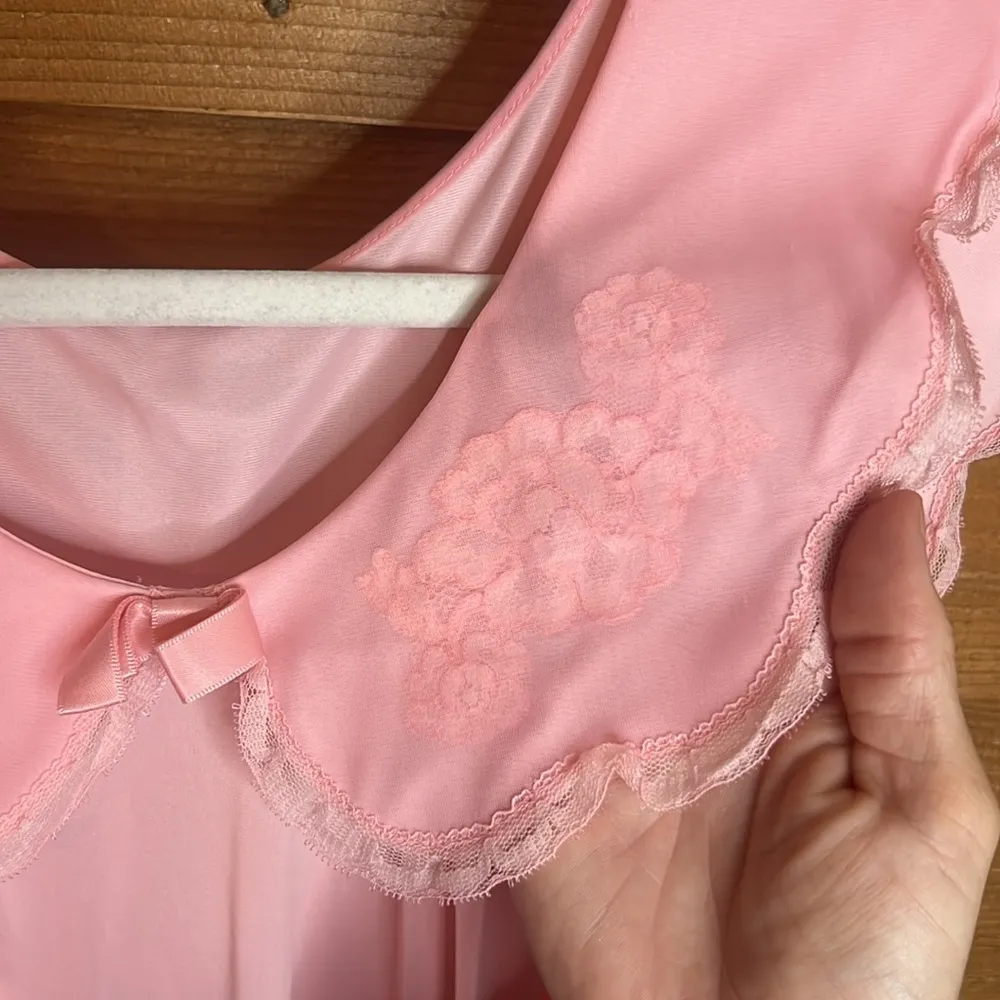 Vintage Babydoll Maxi Pink Lace Night Gown Sleep Ruffle Collar 70s 80s Bow - Image 2