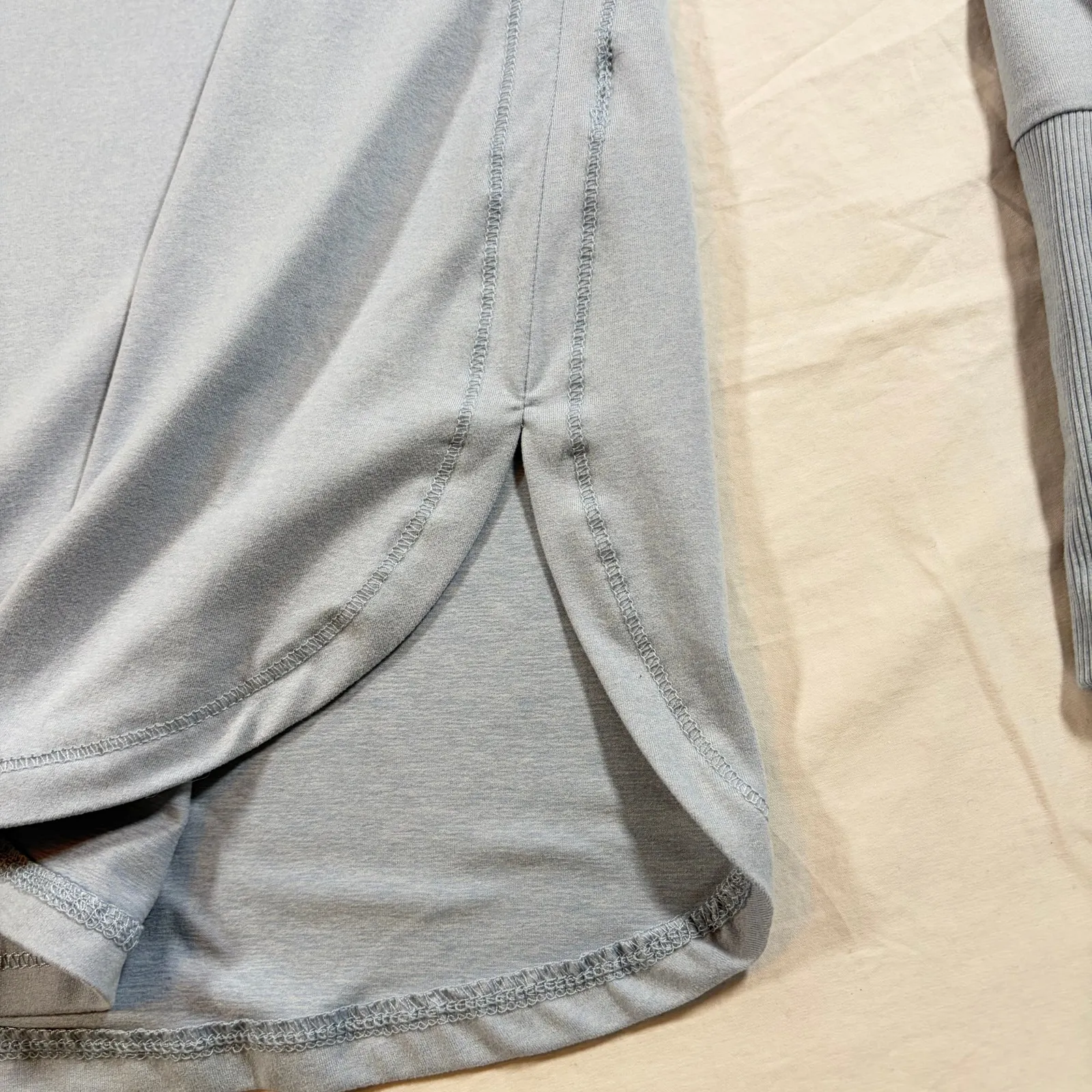 RBX womens long sleeve tunic length activewear shirt. Blue. Size XS. workout Blue - Image 4