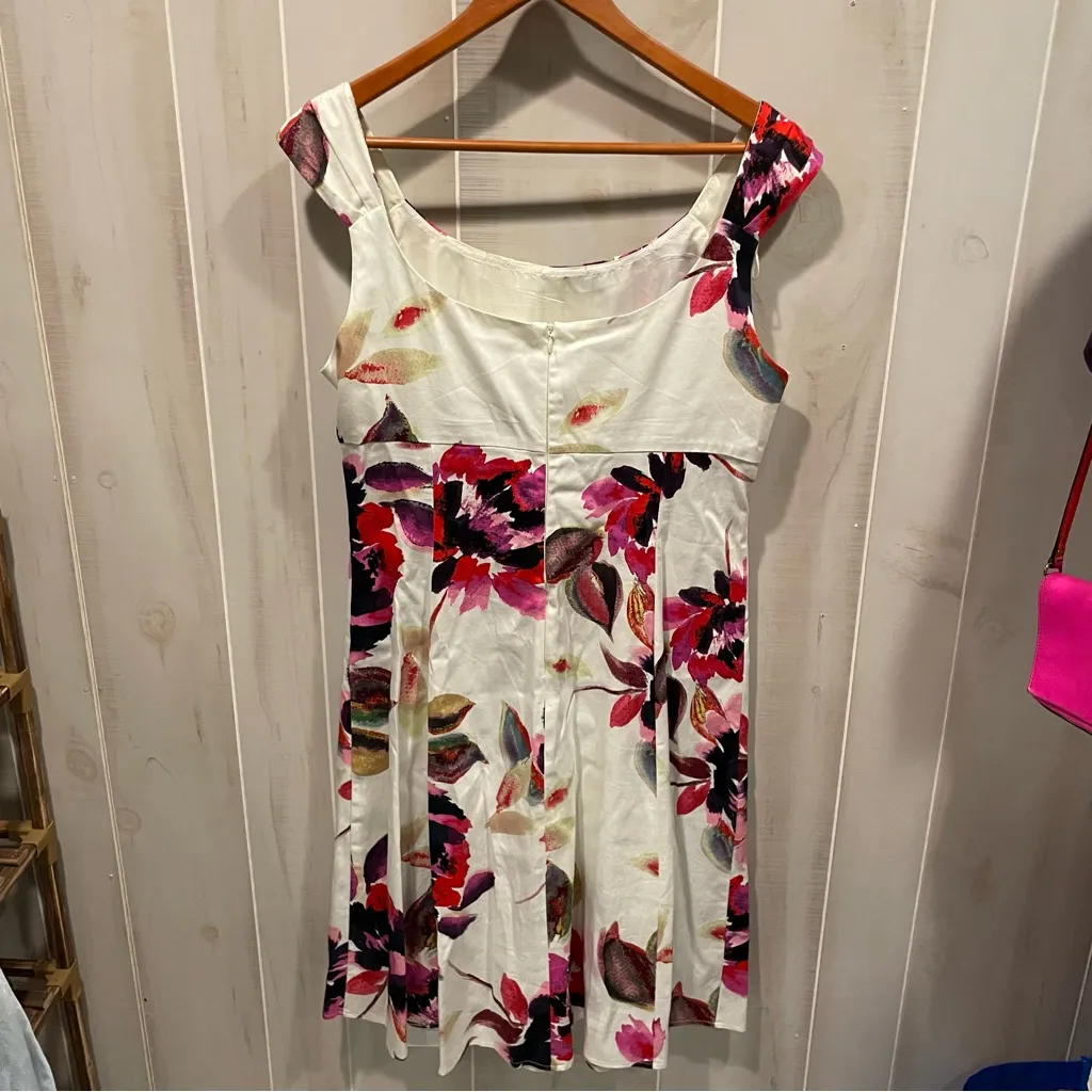 Cute creamy floral dress pleated wide strap sleeveless u back midi stretch - Image 10