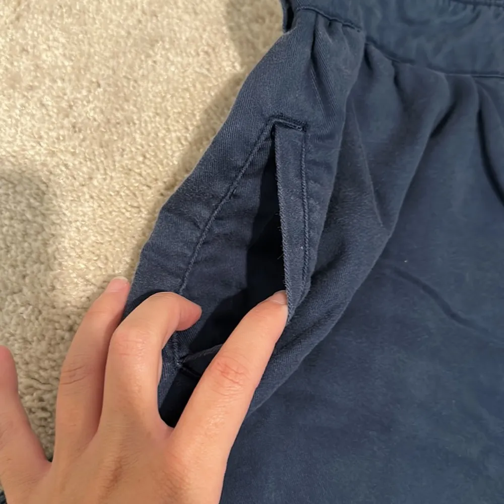 Navy blue skirt - Image 2