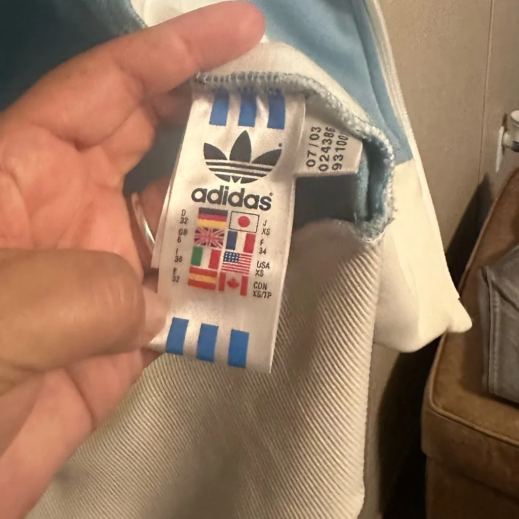 adidas Light Blue and White vintage Jacket - Image 11