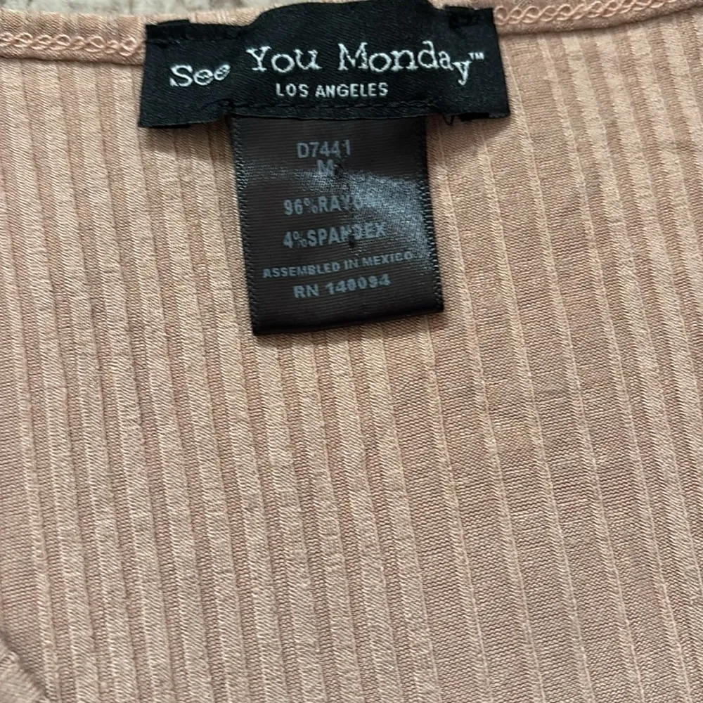 • size M dress - Image 4