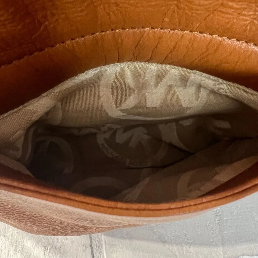 Michael Kors Leather Hobo Handbag Shoulder Bag Gold Plated Hardware Fulton Brown - Image 16