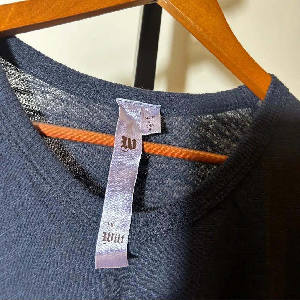 Wilt Long Sleeve Shrunken V - Image 3