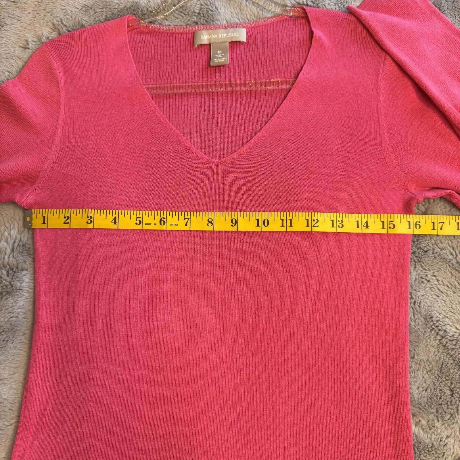 Banana Republic Cotton/Wool V-Neck‎ Sweater Pink Barbie Womens Sz M Lightweight - Image 7