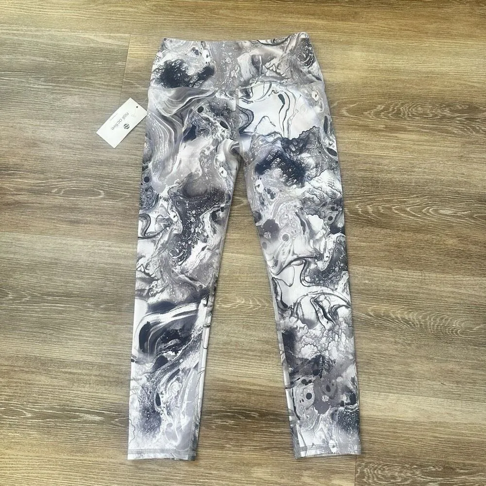 Noli Active grey and white granite swirl leggings size M NWT - Image 7